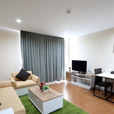 Bbg Seaside Luxurious Service Apartment Bang Saen Luaran gambar