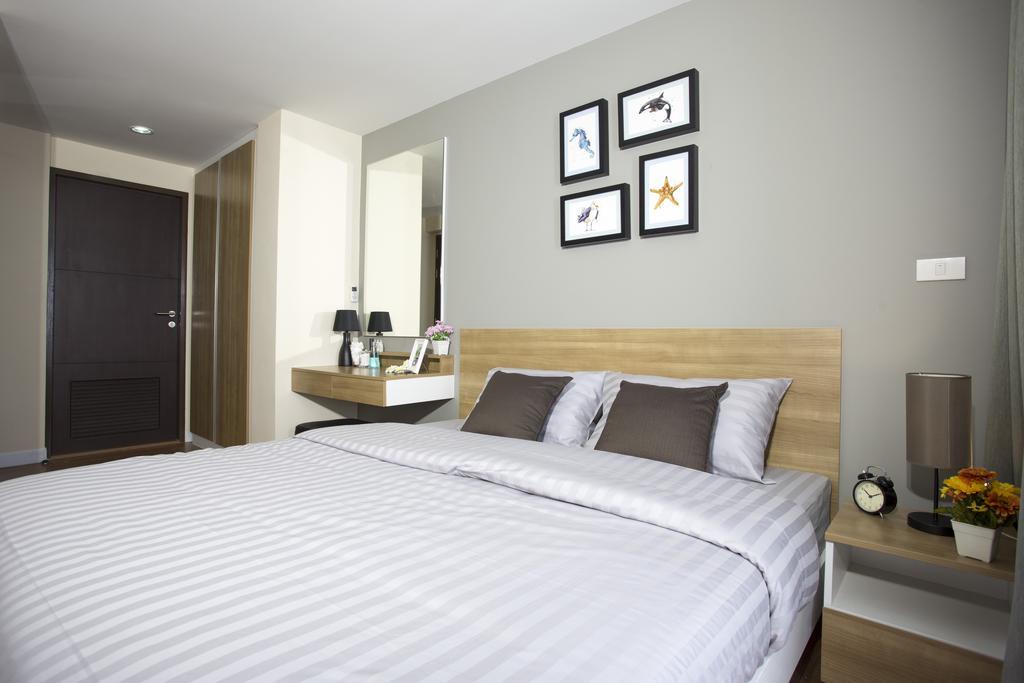Bbg Seaside Luxurious Service Apartment Bang Saen Bilik gambar