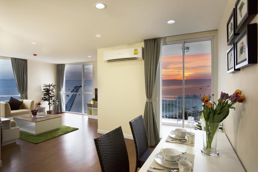 Bbg Seaside Luxurious Service Apartment Bang Saen Bilik gambar