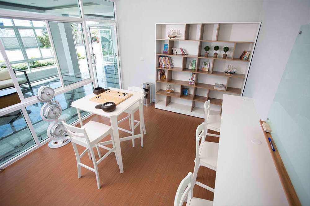 Bbg Seaside Luxurious Service Apartment Bang Saen Luaran gambar