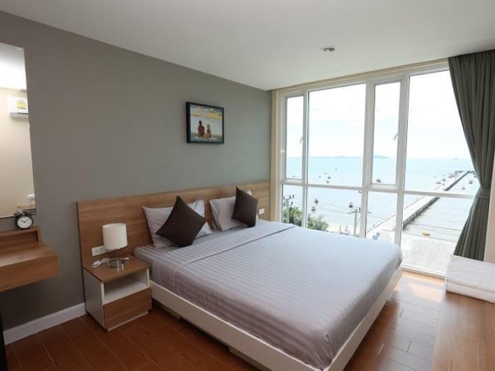 Bbg Seaside Luxurious Service Apartment Bang Saen Luaran gambar
