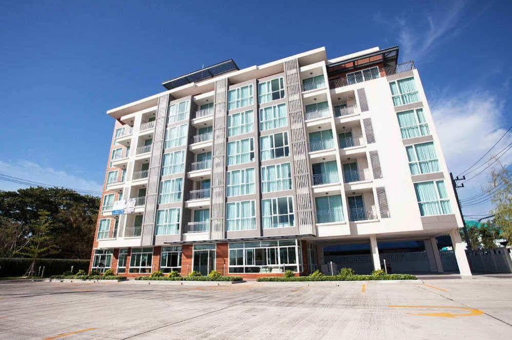 Bbg Seaside Luxurious Service Apartment Bang Saen Luaran gambar